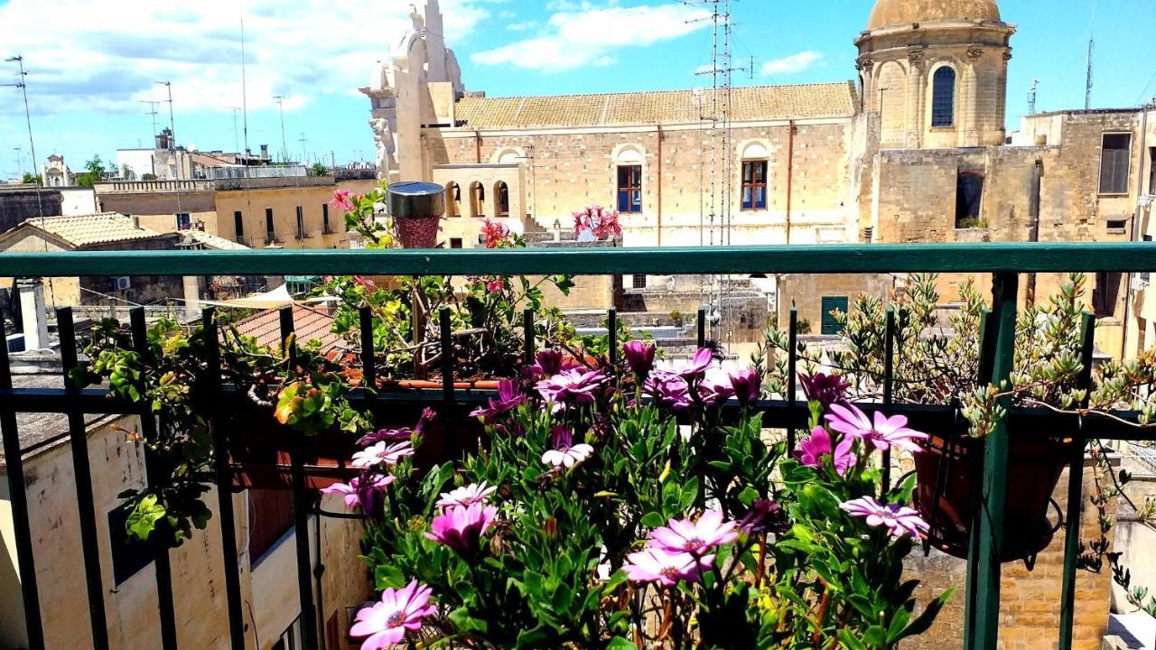 Attico Barocco Bed & Breakfast Lecce Exterior photo