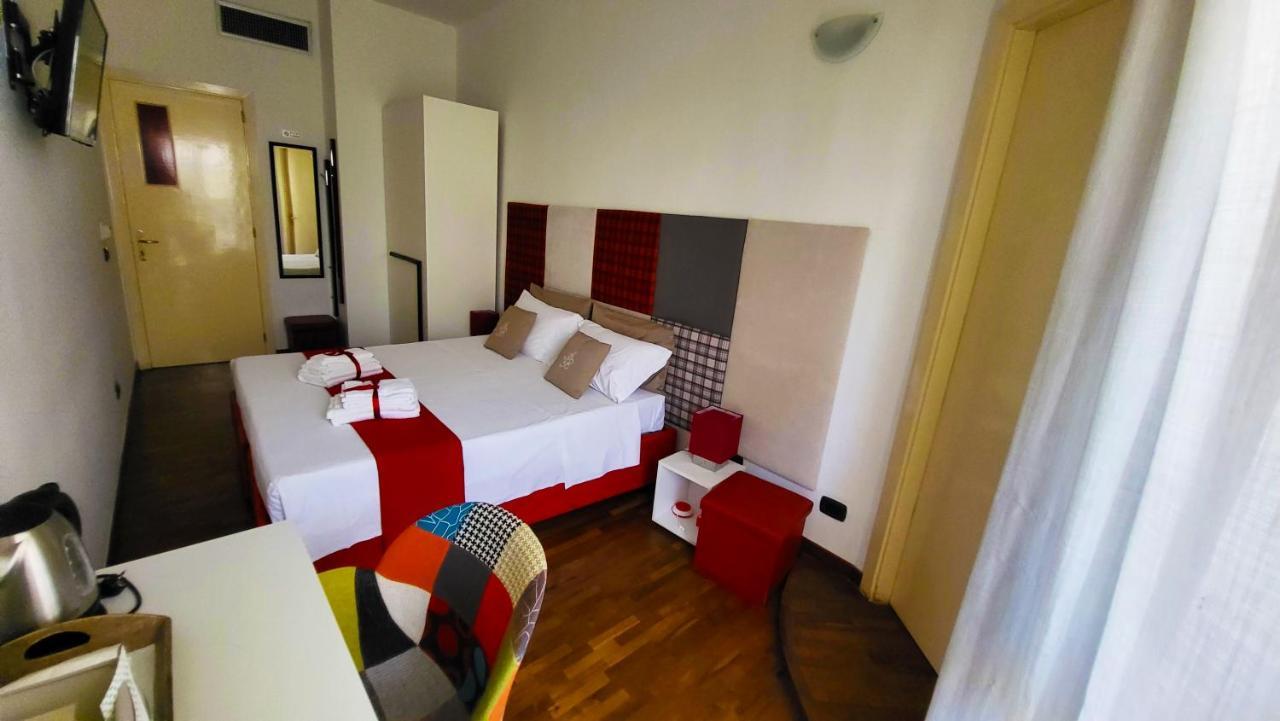 Attico Barocco Bed & Breakfast Lecce Exterior photo