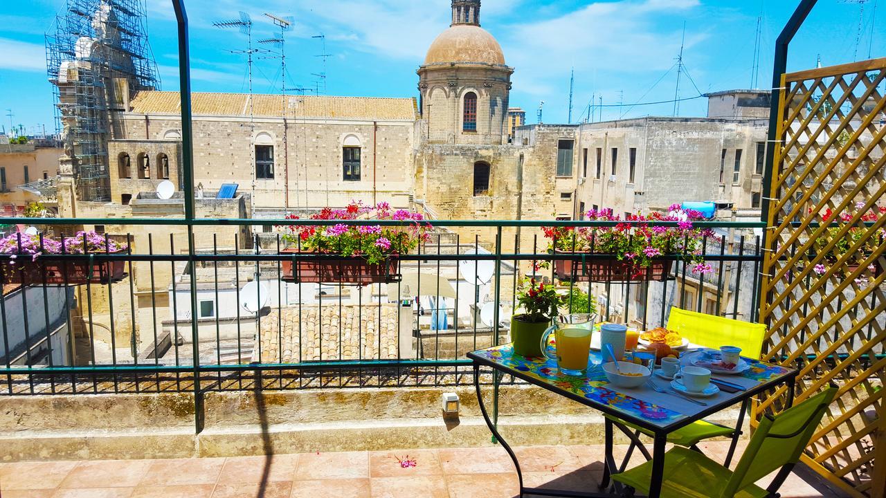 Attico Barocco Bed & Breakfast Lecce Exterior photo
